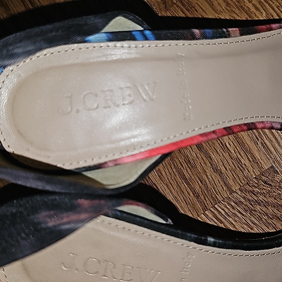 J. Crew Pointy Toe Stiletto Elsie Black Red Multi Side Toe Bow heels Size 8 - Picture 4 of 6